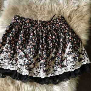 Fashion a floral Mini flare skirt